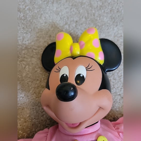 Vintage Minnie Mouse Musical Notes Doll Toy Disney 1990 Mattel 13.5" - Picture 2 of 10